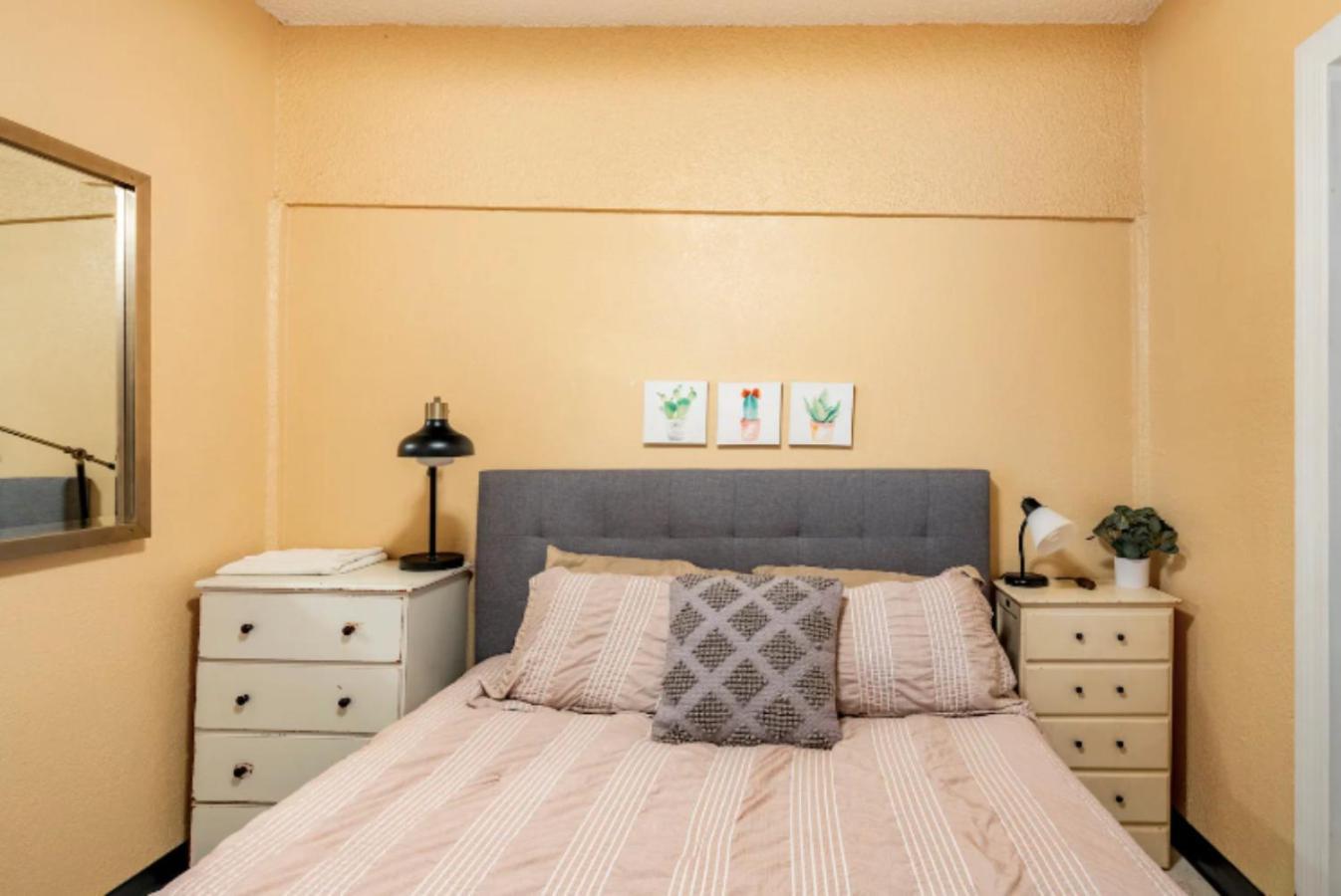 3-Bed Bungalow Walk To Historic Downtown 산퍼드 외부 사진